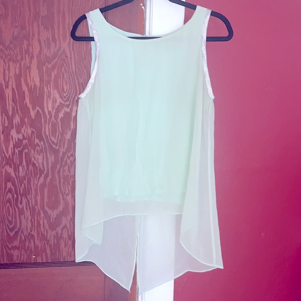 Jennifer Lopez Sleeveless Top